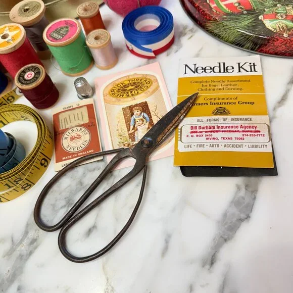 Huge Vintage Sewing Notion Bundle 25 pieces! - Picture 11 of 17